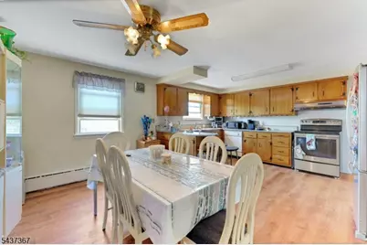 316 Sanford Ave, Lyndhurst Township, NJ 07071 - Photo 17