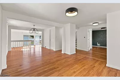 1138 Mayfair Dr, Rahway, NJ 07065 - Photo 21