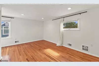 1138 Mayfair Dr, Rahway, NJ 07065 - Photo 27
