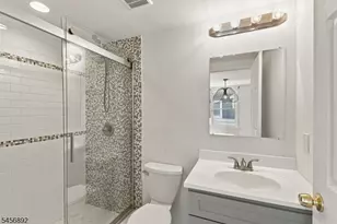 1138 Mayfair Dr, Rahway, NJ 07065 - Photo 19