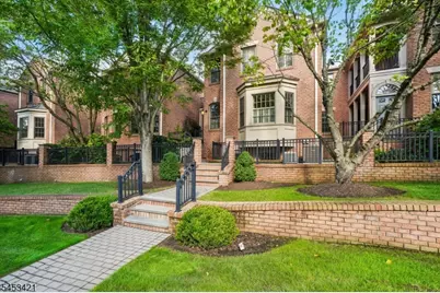 25 Norwood Avenue Unit #2, Summit, NJ 07901 - Photo 1