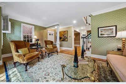 25 Norwood Avenue Unit #2, Summit, NJ 07901 - Photo 5