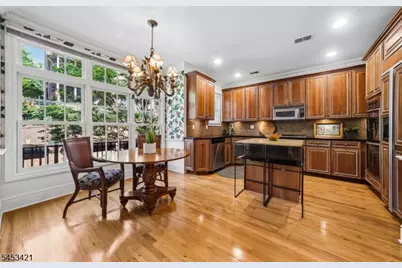 25 Norwood Avenue Unit #2, Summit, NJ 07901 - Photo 9