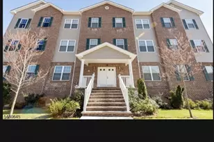 92 Willow St, Bloomfield, NJ 07003 - Photo 1