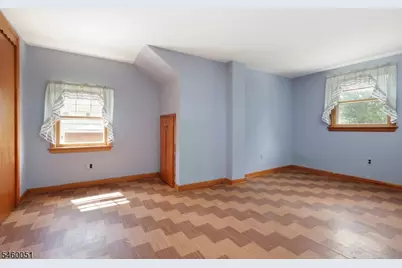 414 S Madison Ave, Dunellen, NJ 08812 - Photo 17