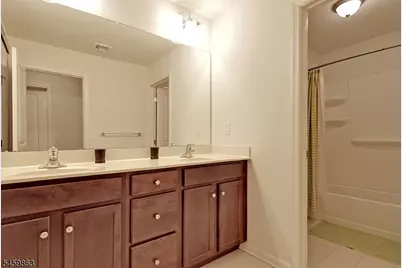 406 Waterview Ct, Hanover Township, NJ 07927 - Photo 19