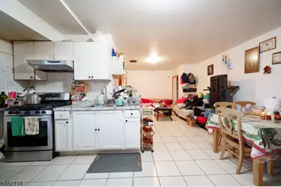 116 Chapel St, Newark, NJ 07105 - Photo 23