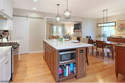35 Essex Ave, Bloomfield, NJ 07003 - Photo 21