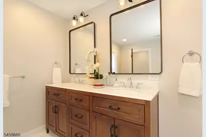 35 Essex Ave, Bloomfield, NJ 07003 - Photo 39