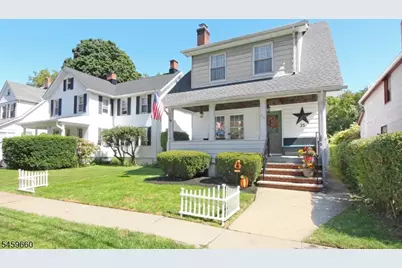 35 Essex Ave, Bloomfield, NJ 07003 - Photo 9