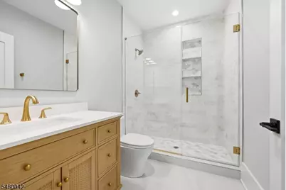 4 Athens Rd, Millburn, NJ 07078 - Photo 15