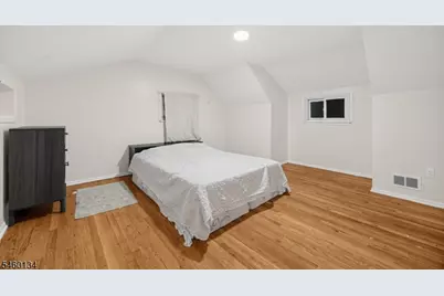 193 McFarlane Rd, Woodbridge Township, NJ 07067 - Photo 9