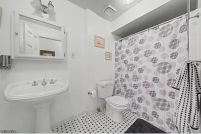 135 W Mountain Rd, Sparta Township, NJ 07871 - Photo 23