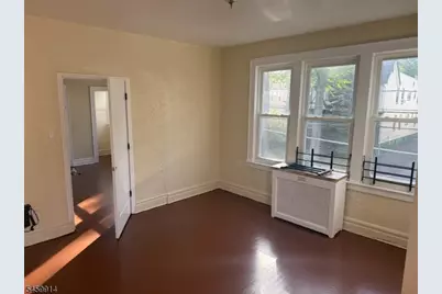 103 Sanford Pl #2 L, Newark, NJ 07106 - Photo 3