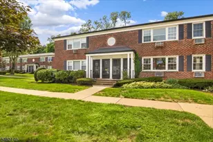 311 Pitney Pl, Morris Township, NJ 07960 - Photo 1