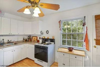 311 Pitney Pl, Morris Township, NJ 07960 - Photo 9
