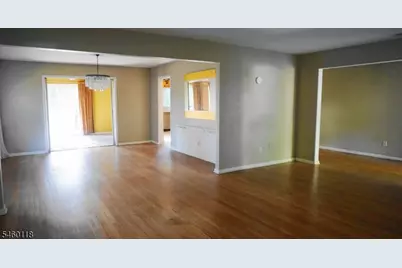 8 Mountain Way S, West Orange Township, NJ 07052 - Photo 5