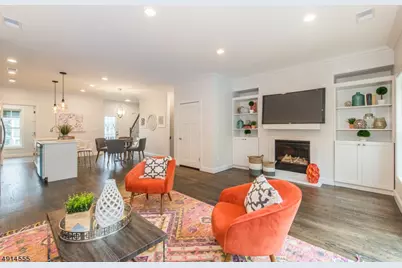 18 Chaz Way #18, Fairfield, NJ 07004 - Photo 7