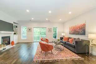 18 Chaz Way, Fairfield, NJ 07004 - Photo 9