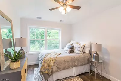 18 Chaz Way #18, Fairfield, NJ 07004 - Photo 15