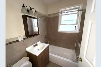 43 Norwood Ave, Irvington, NJ 07111 - Photo 5