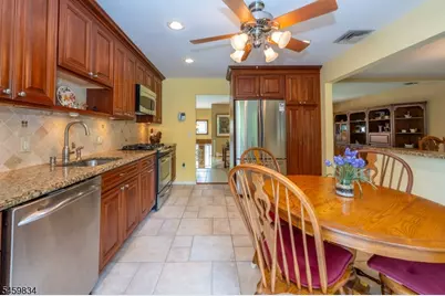 14 Jaclyn Dr, East Hanover Township, NJ 07936 - Photo 21