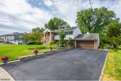 14 Jaclyn Dr, East Hanover Township, NJ 07936 - Photo 3