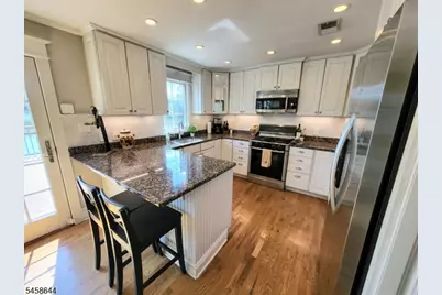 61 Race St, Union Township, NJ 08867 - Photo 17