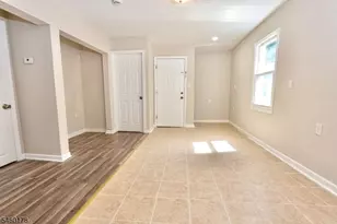 186 N 17th St, East Orange, NJ 07017 - Photo 21