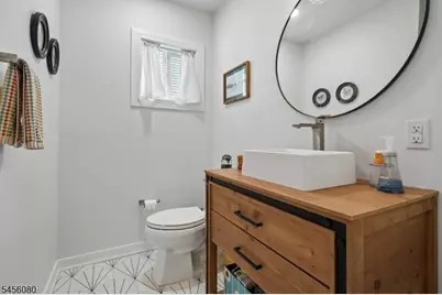 10 David Rd, Cedar Grove, NJ 07009 - Photo 17