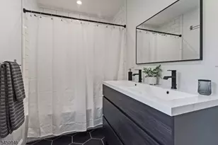 106 Wildwood Ave, Montclair, NJ 07043 - Photo 29