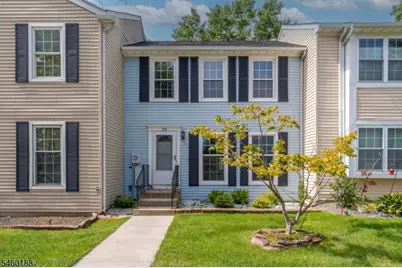 35 Byrnes Ln, Sayreville Boro, NJ 08872 - Photo 3