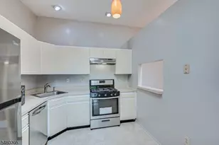 133 Rachel Ct, Franklin Township, NJ 08823 - Photo 15