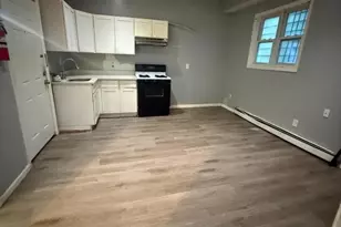231 Rhode Island Ave, East Orange, NJ 07018 - Photo 1