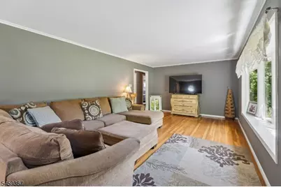 203 Dorchester St, Hanover Township, NJ 07981 - Photo 3