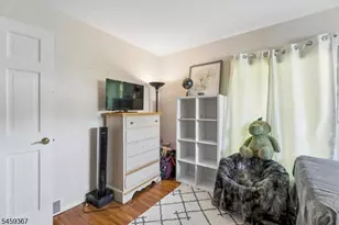 203 Dorchester St, Hanover Township, NJ 07981 - Photo 11