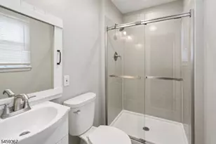 203 Dorchester St, Hanover Township, NJ 07981 - Photo 17
