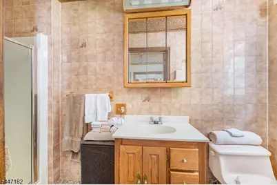 90 Emmans Rd, Roxbury Township, NJ 07852 - Photo 17