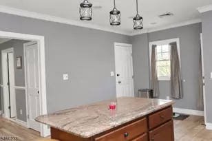 634 Vosseller Ave, Bridgewater, NJ 08805 - Photo 17