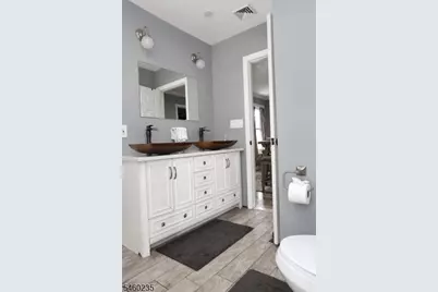 634 Vosseller Ave, Bridgewater, NJ 08805 - Photo 13