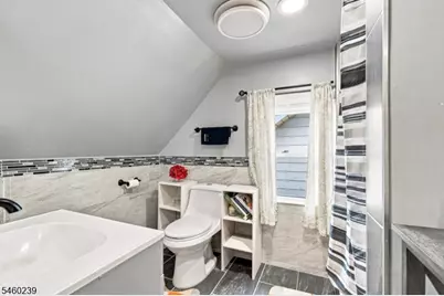 345 E Clay Ave, Roselle Park, NJ 07204 - Photo 27
