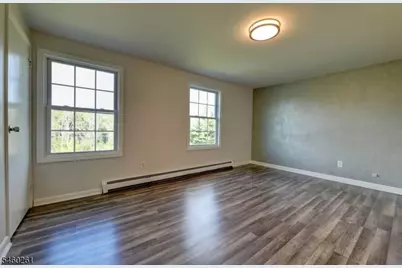 275 Main St, Ogdensburg, NJ 07439 - Photo 5