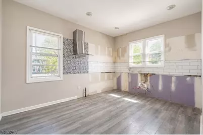 35 Irving Ave, Newark, NJ 07112 - Photo 11