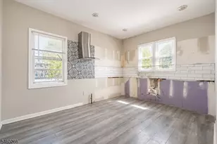 35 Irving Ave, Newark, NJ 07112 - Photo 11