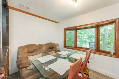 19 Skyland Ave, Wanaque, NJ 07420 - Photo 7