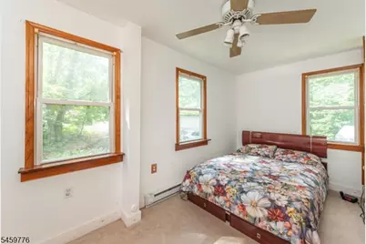 19 Skyland Ave, Wanaque, NJ 07420 - Photo 13