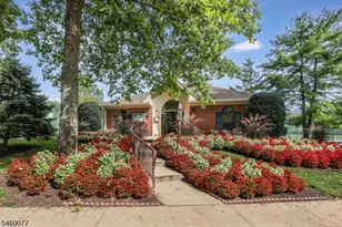 131 Irving Pl, Bernards Township, NJ 07920 - Photo 21