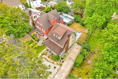 9 Halcyon Pl, Bloomfield, NJ 07003 - Photo 3