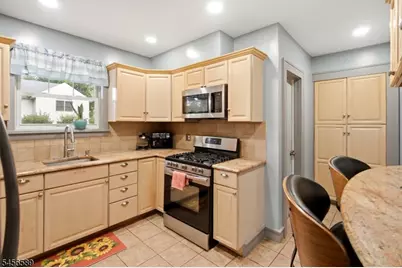 351 Griggs Ave, Teaneck Township, NJ 07666 - Photo 35