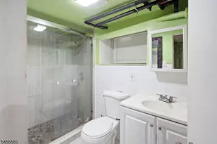 351 Griggs Ave, Teaneck Township, NJ 07666 - Photo 15